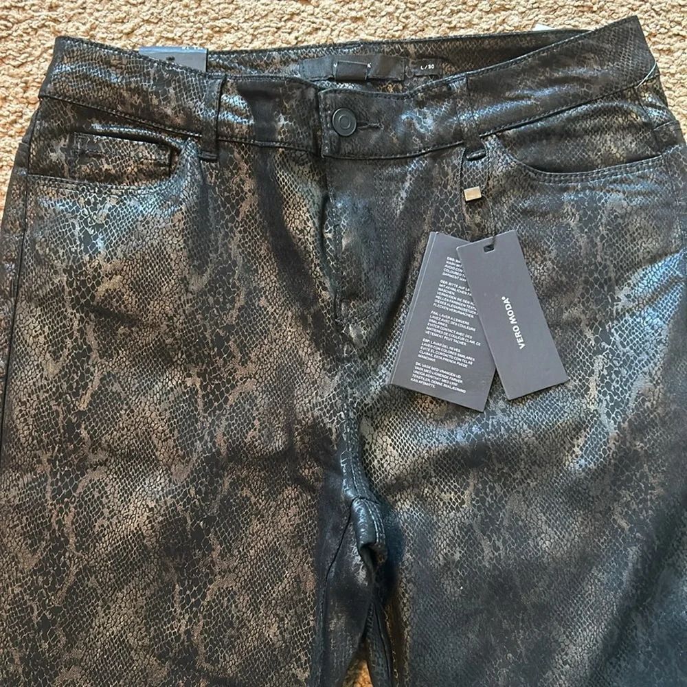 Vero Moda snake coat slim pants